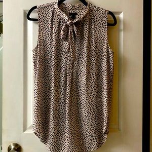 Ann Taylor tie neck sleeveless blouse / shell